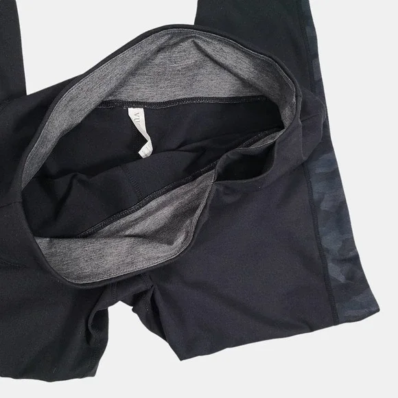Vuori Asymmetric Block Leggings Black Camo Contrast XLarge - Picture 11 of 12